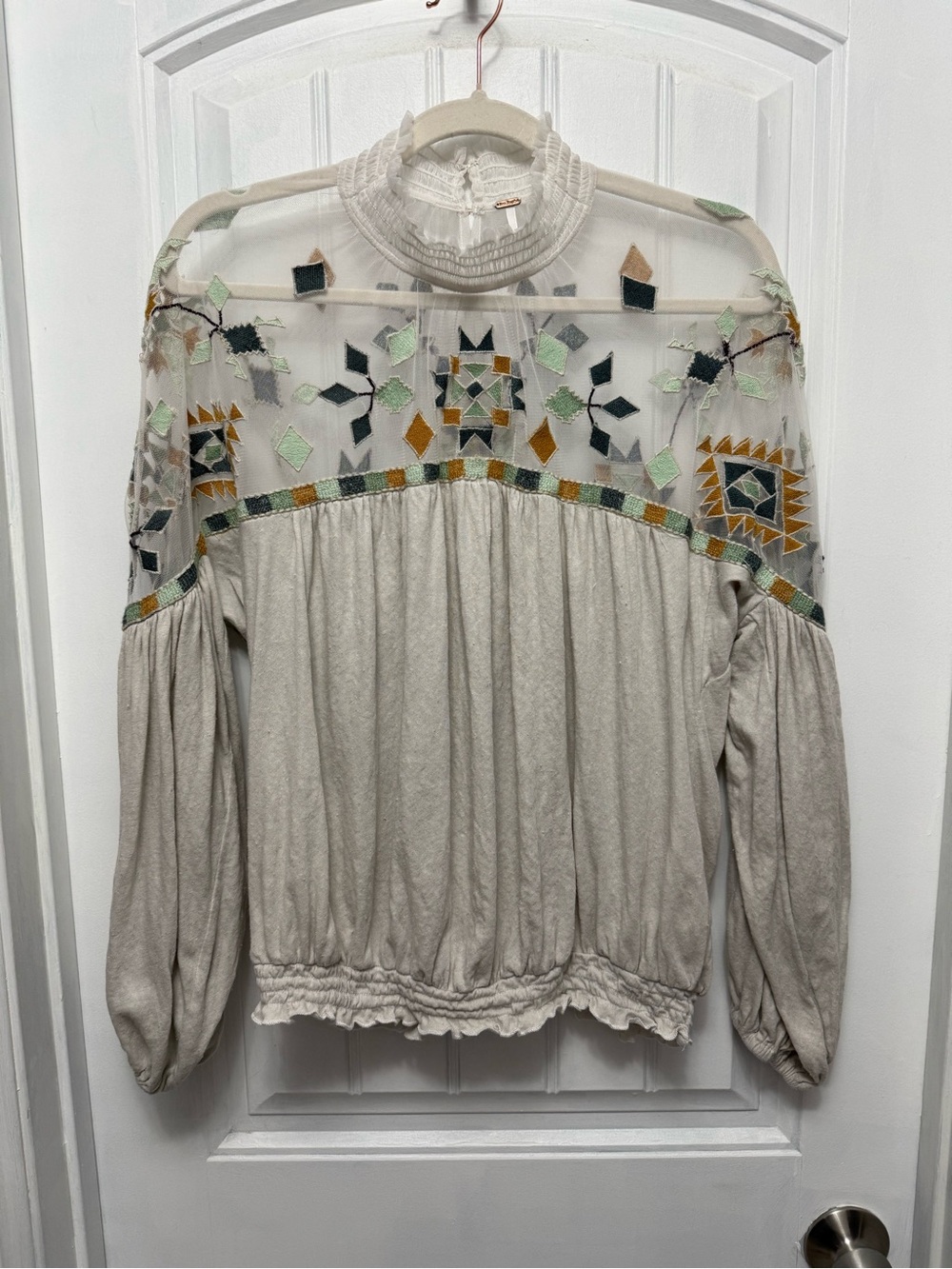 Free People Have It My Way Cream Embroidered Long Sleeve Top  Size Large (27-3)